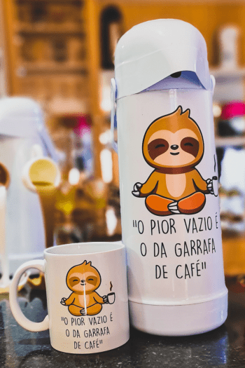 Garrafa Térmica e Xícara personalizada - Dia da Mulher - Creative  Personalizados - Cuias Chimarrão